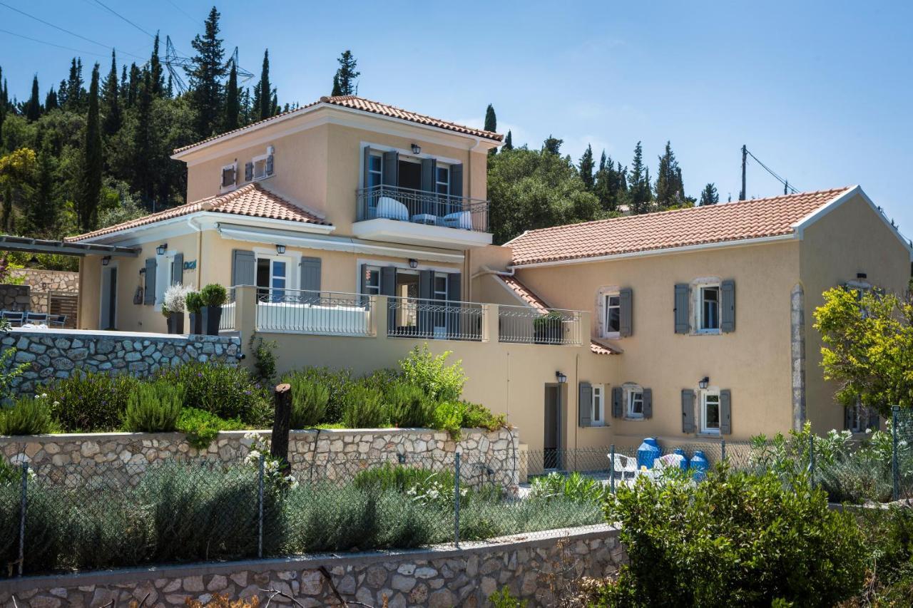 Villa Andromahi Фискардон Экстерьер фото