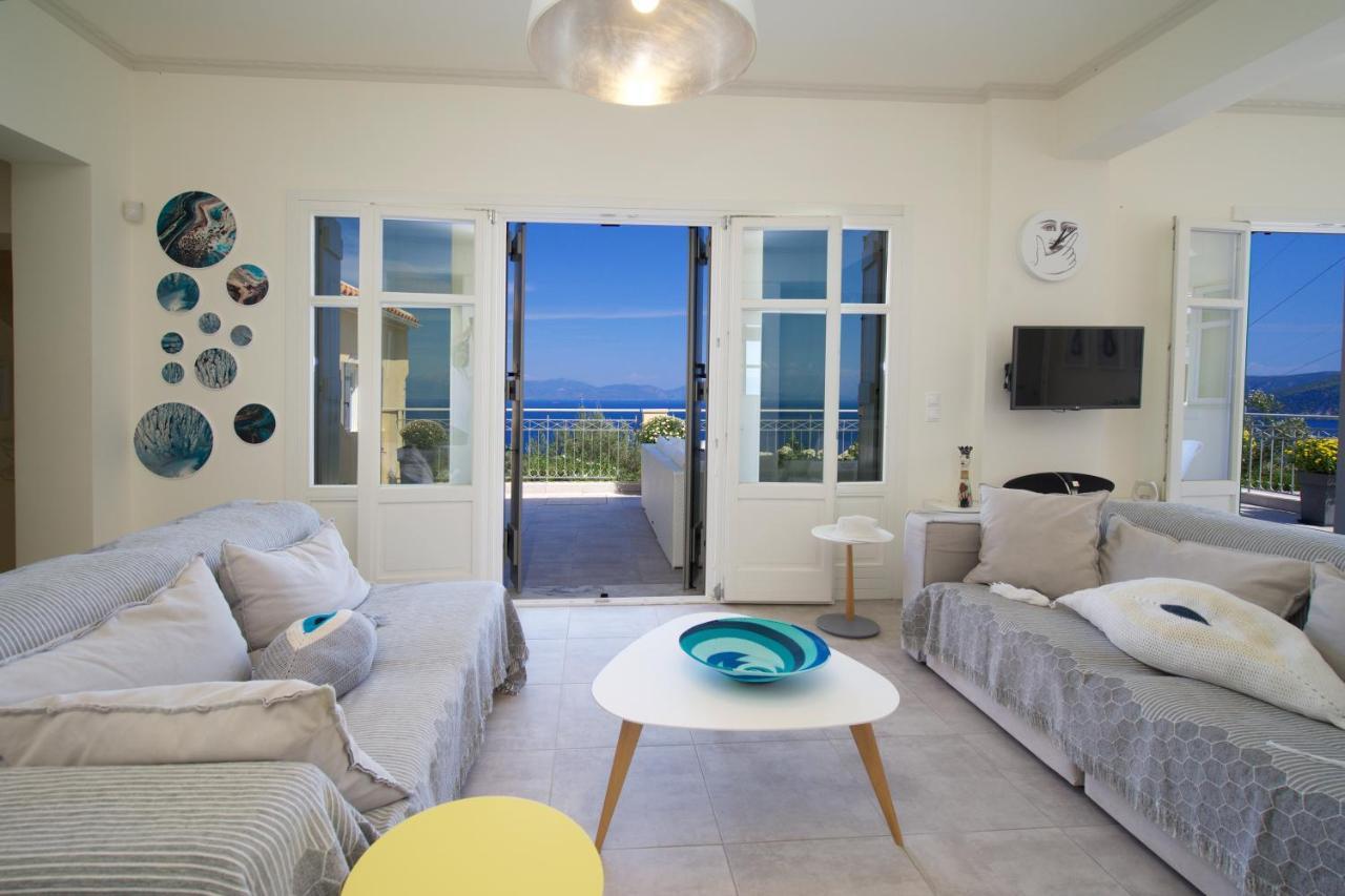 Villa Andromahi Фискардон Экстерьер фото