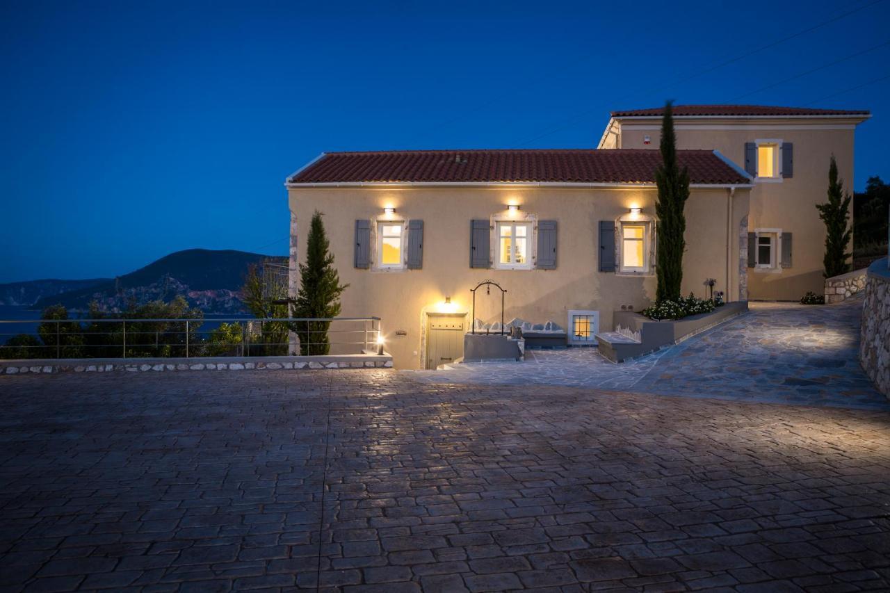 Villa Andromahi Фискардон Экстерьер фото